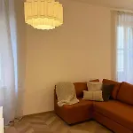 Domus Dea Dependence Per 4 Persone דירה ברגמו