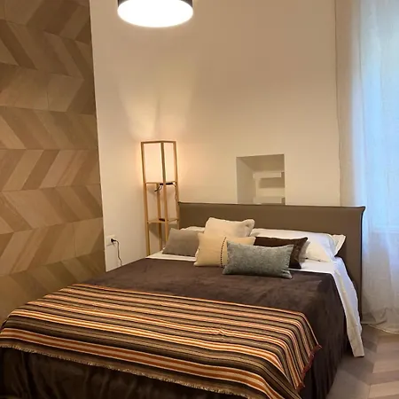 Domus Dea Dependence Per 4 Persone Apartman Bergamo